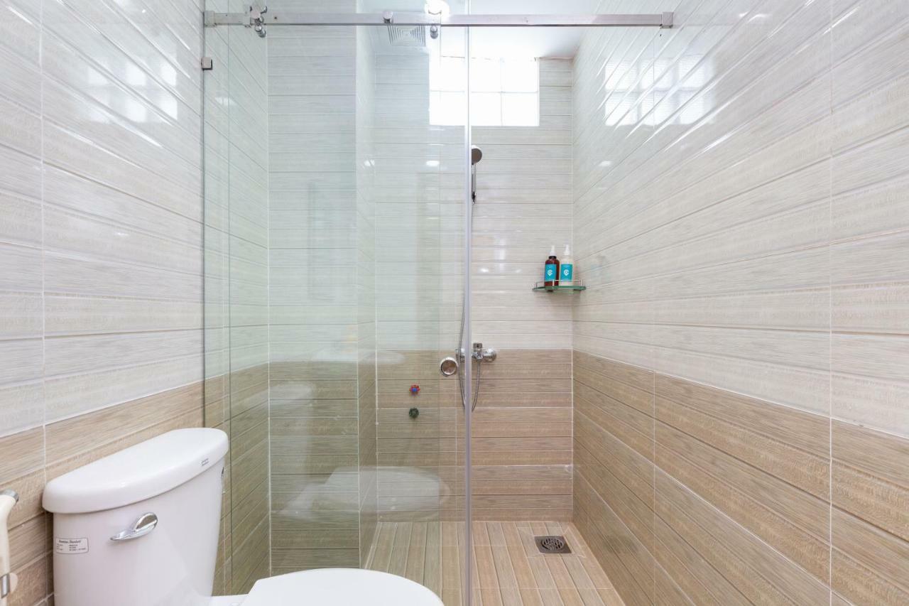 Cozrum Homes Citi Town Хошимин Екстериор снимка
